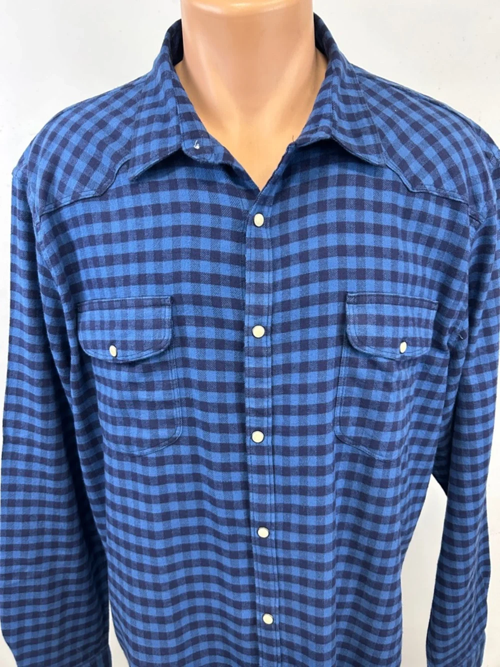 Lucky Brand long sleeve button down flannel shirt.  XL (NWT) - Picture 2 of 7